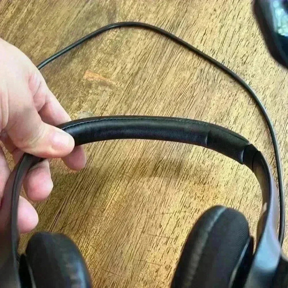 Logitech ClearChat Comfort/USB Headset Black - Picture 6 of 11